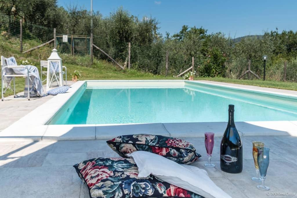 Alla Bella Aurora with Amazing POOL in Tuscany Lucca Esterno foto
